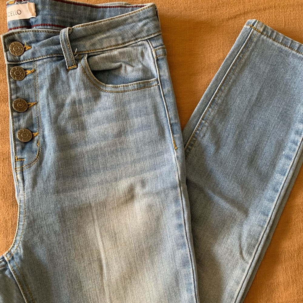 Light Denim Ankle Jeans